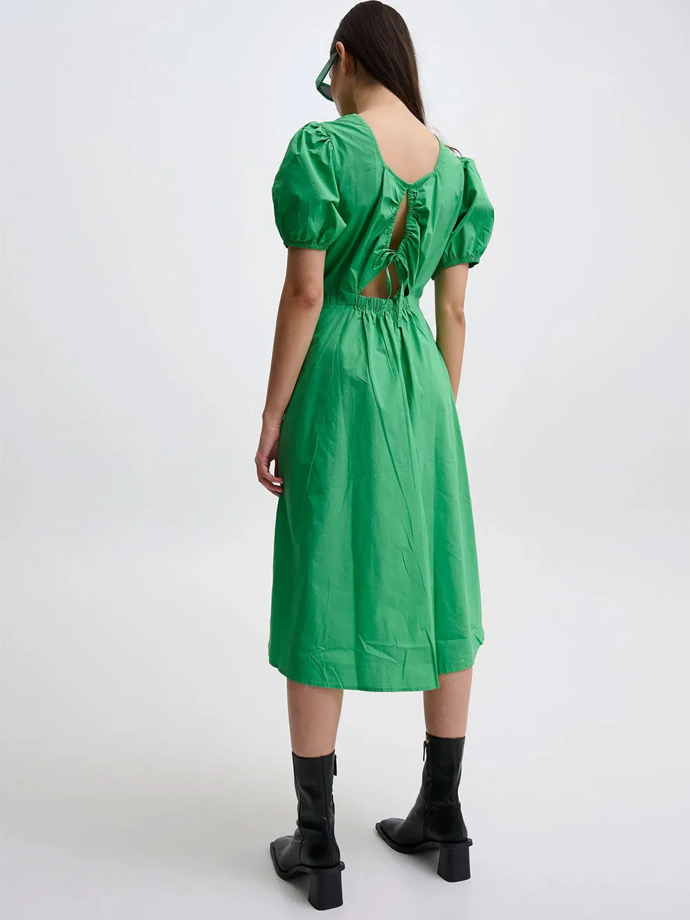 Abito donna verde con maniche a sbuffo