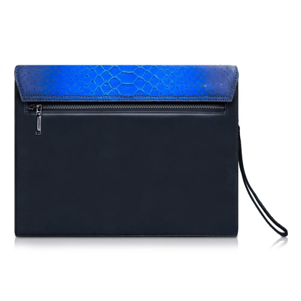 Ammoment - Pitone in Blu Petalo - Borsetta Cluth in Pelle