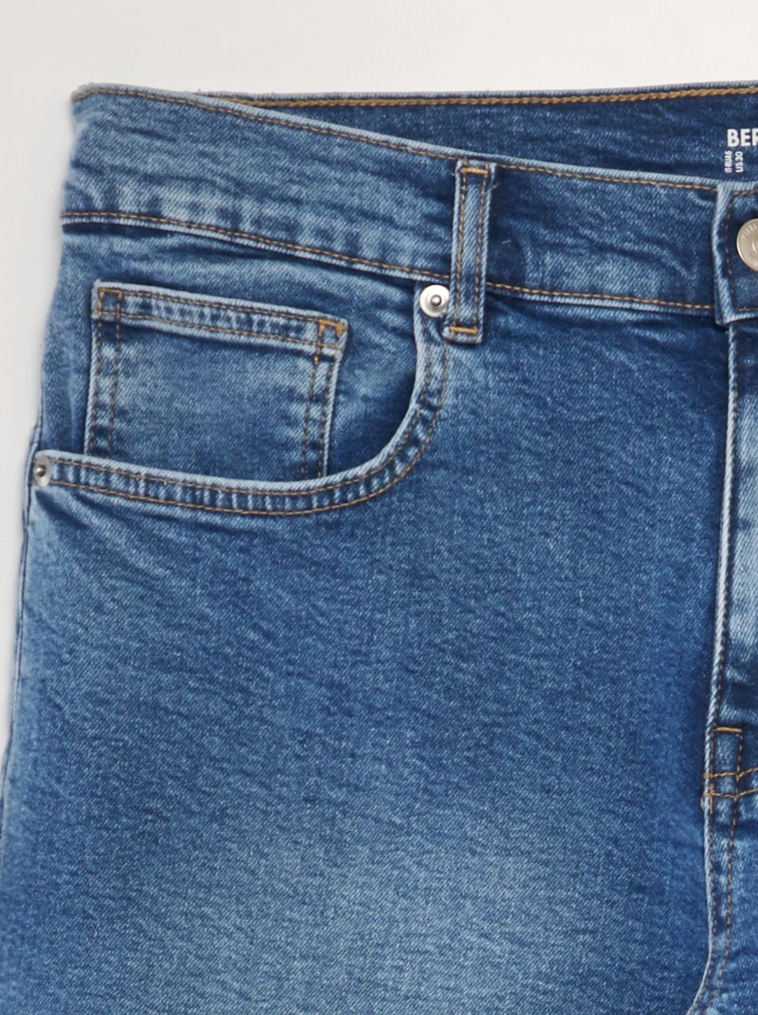 Bermuda in jeans con 5 tasche - BLU