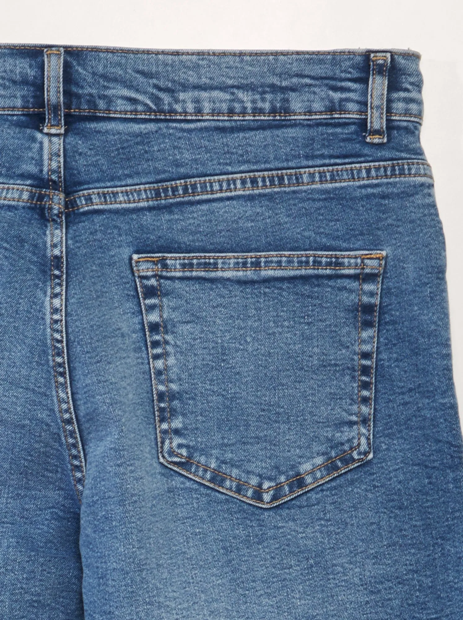Bermuda in jeans con 5 tasche - BLU