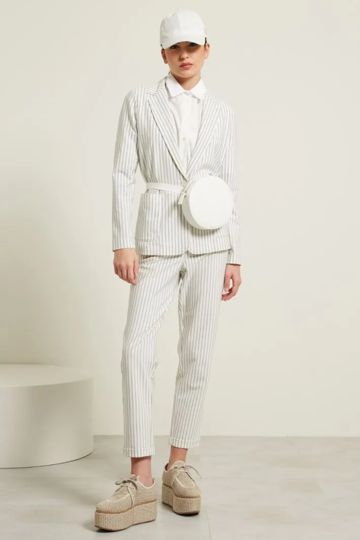Blazer con tasche applicate