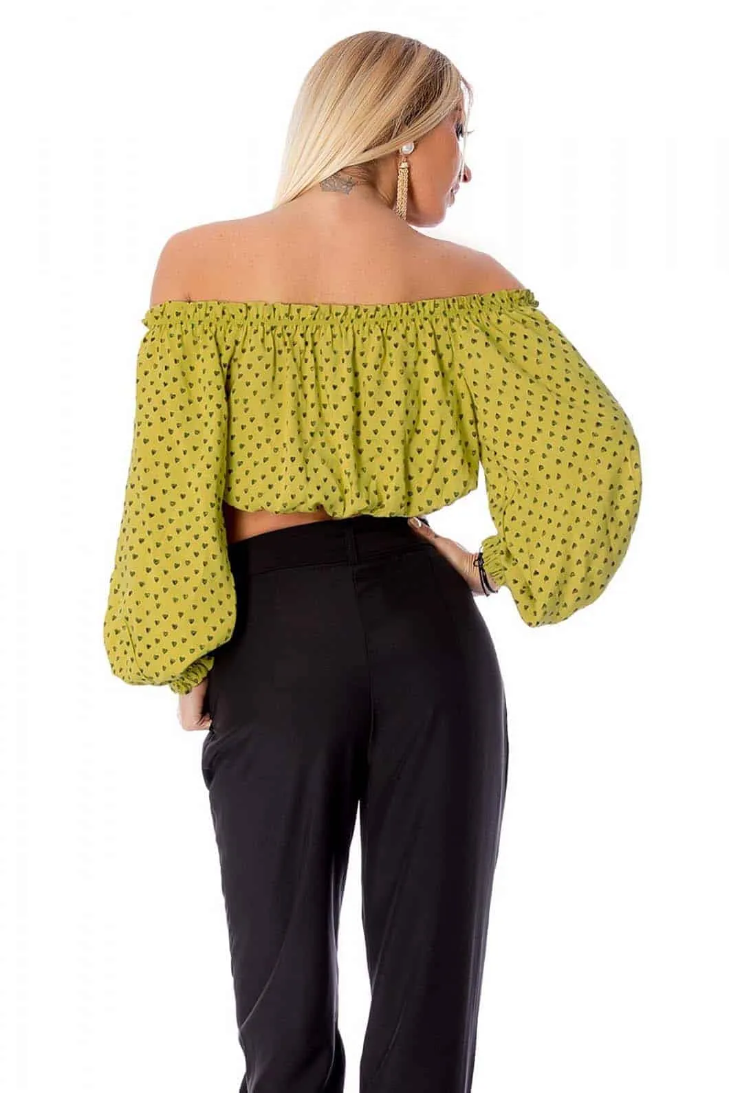 Blusa morbida con maniche a sbuffo