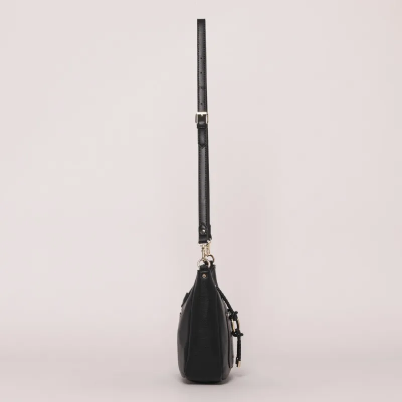 BORSA A TRACOLLA CON BORCHIE NERO