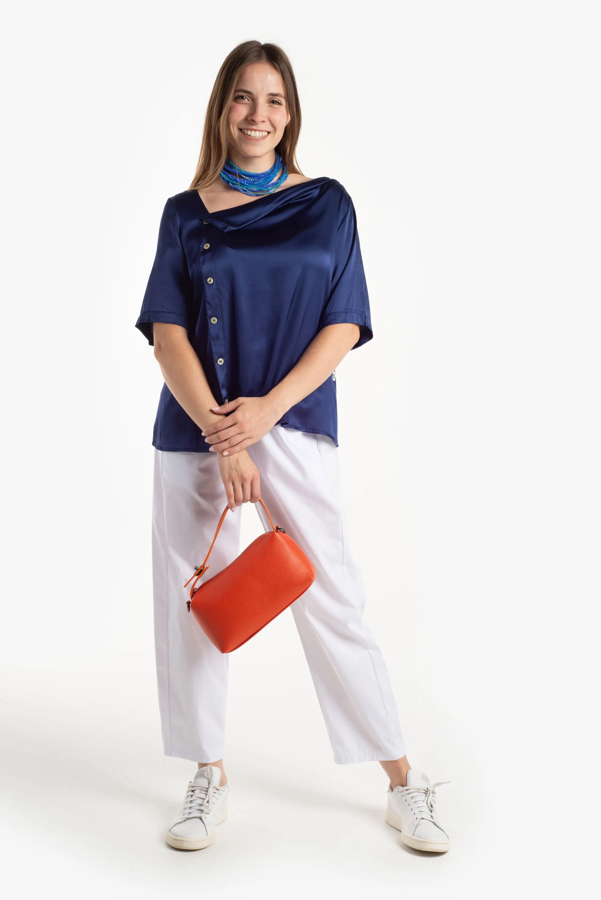Camicia in bimateriale: fronte in raso stretch, retro in jersey di viscosa