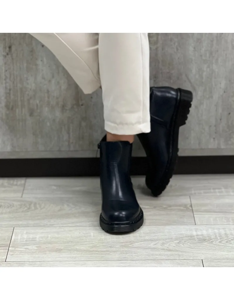 CHELSEA BOOT