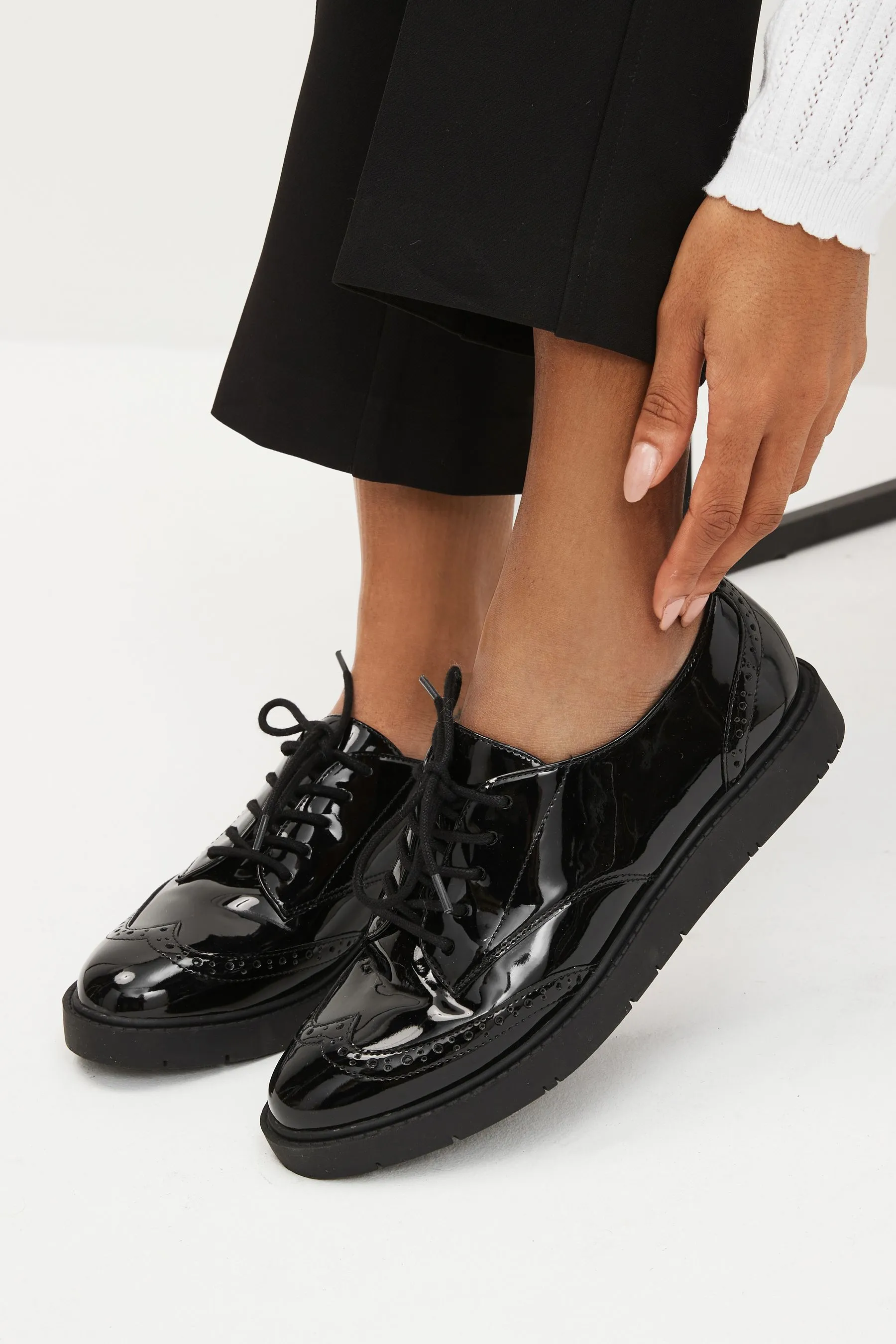 Forever Comfort® - Scarpe con suola spessa Pizzo brogue