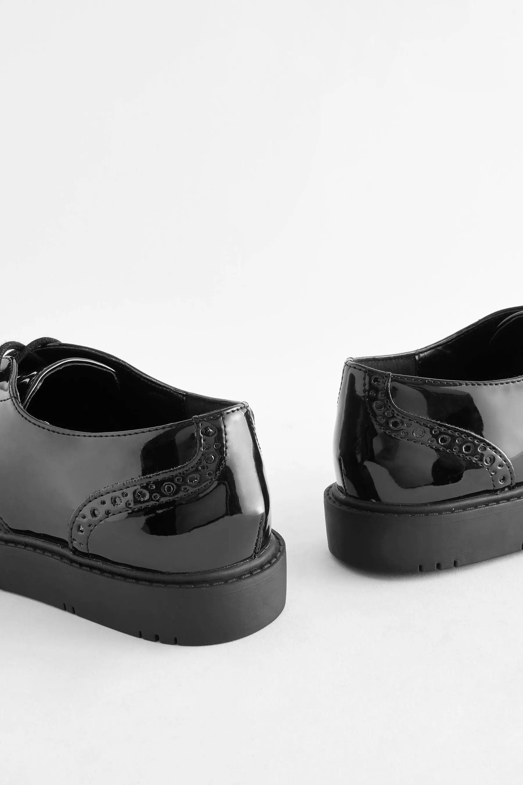 Forever Comfort® - Scarpe con suola spessa Pizzo brogue
