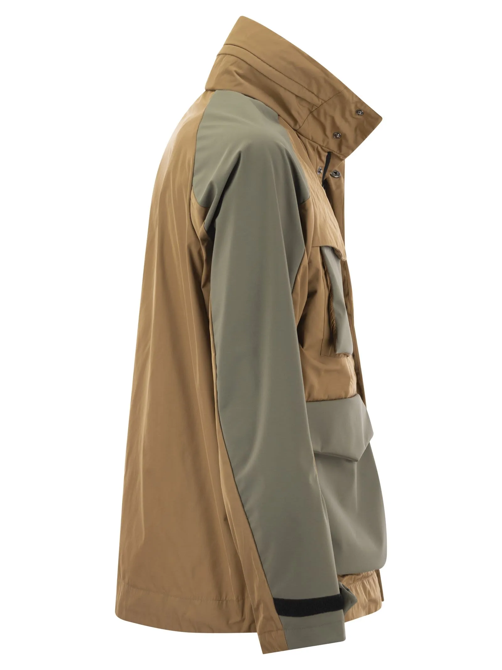 Giacca colorblock con cappuccio nascosto