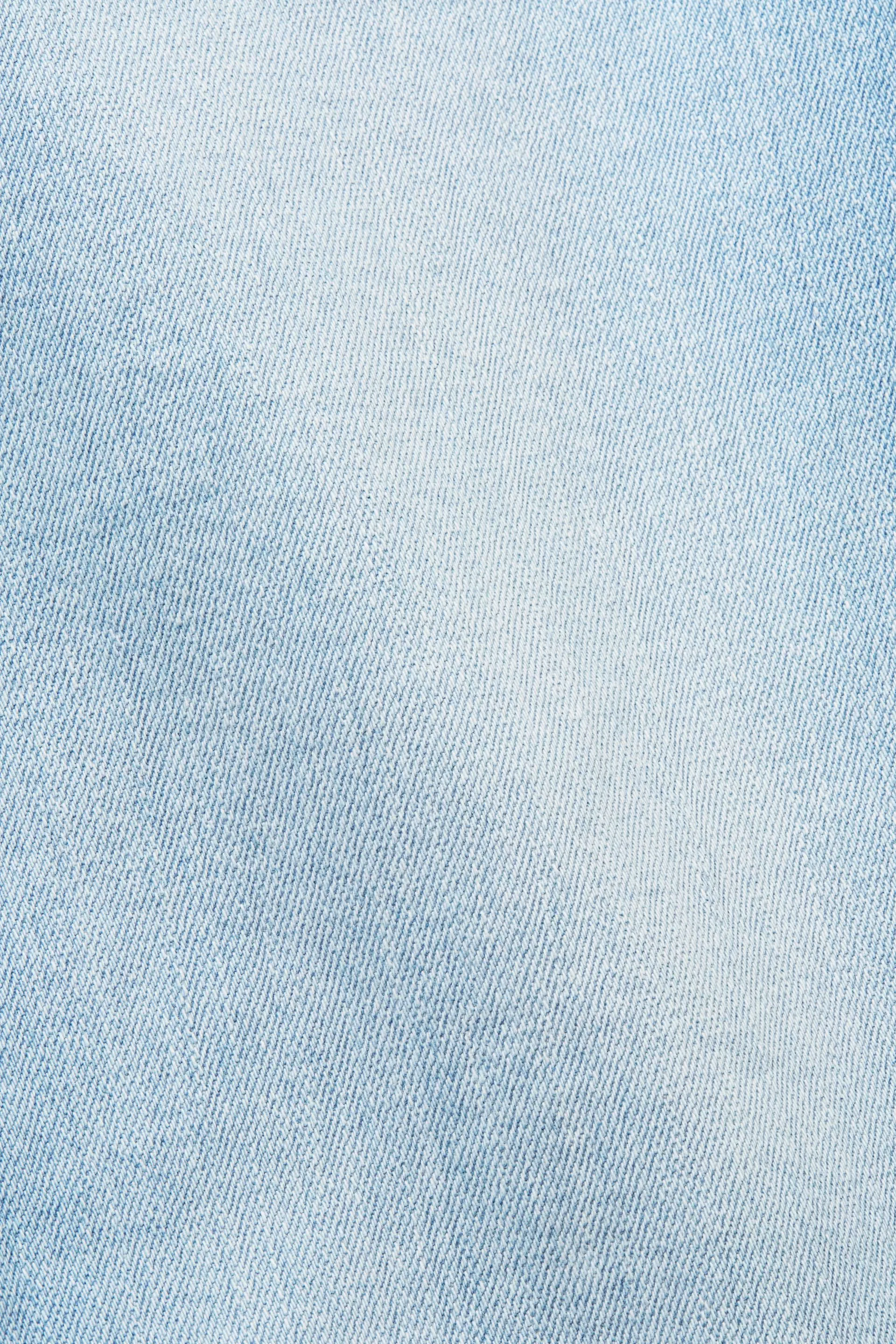 Jeans Slim Fit a vita media