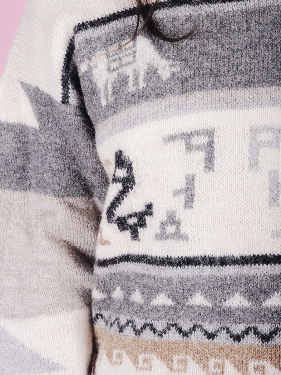 Maglione in alpaca disegni astratti