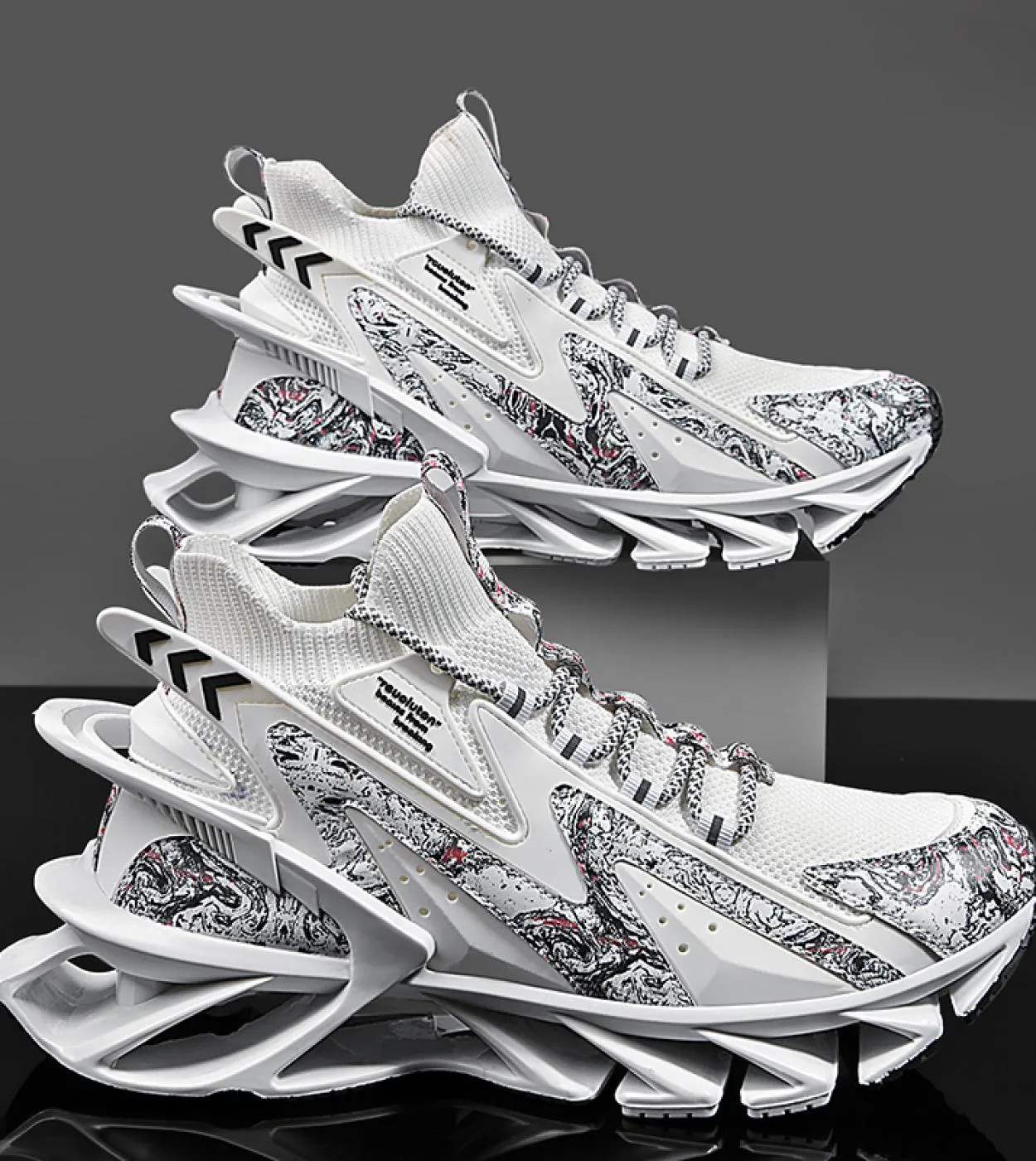 Men Shoes Sneakers Female Casual Mens Shoes Tenis Luxury Shoes Trainer Race Breathable Shoes Fashion Running Shoes For