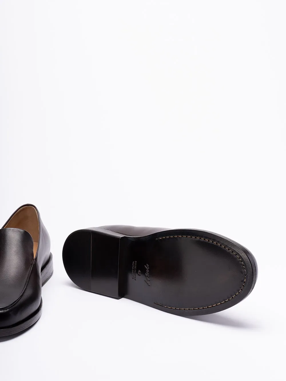 `Mocassino` Loafers