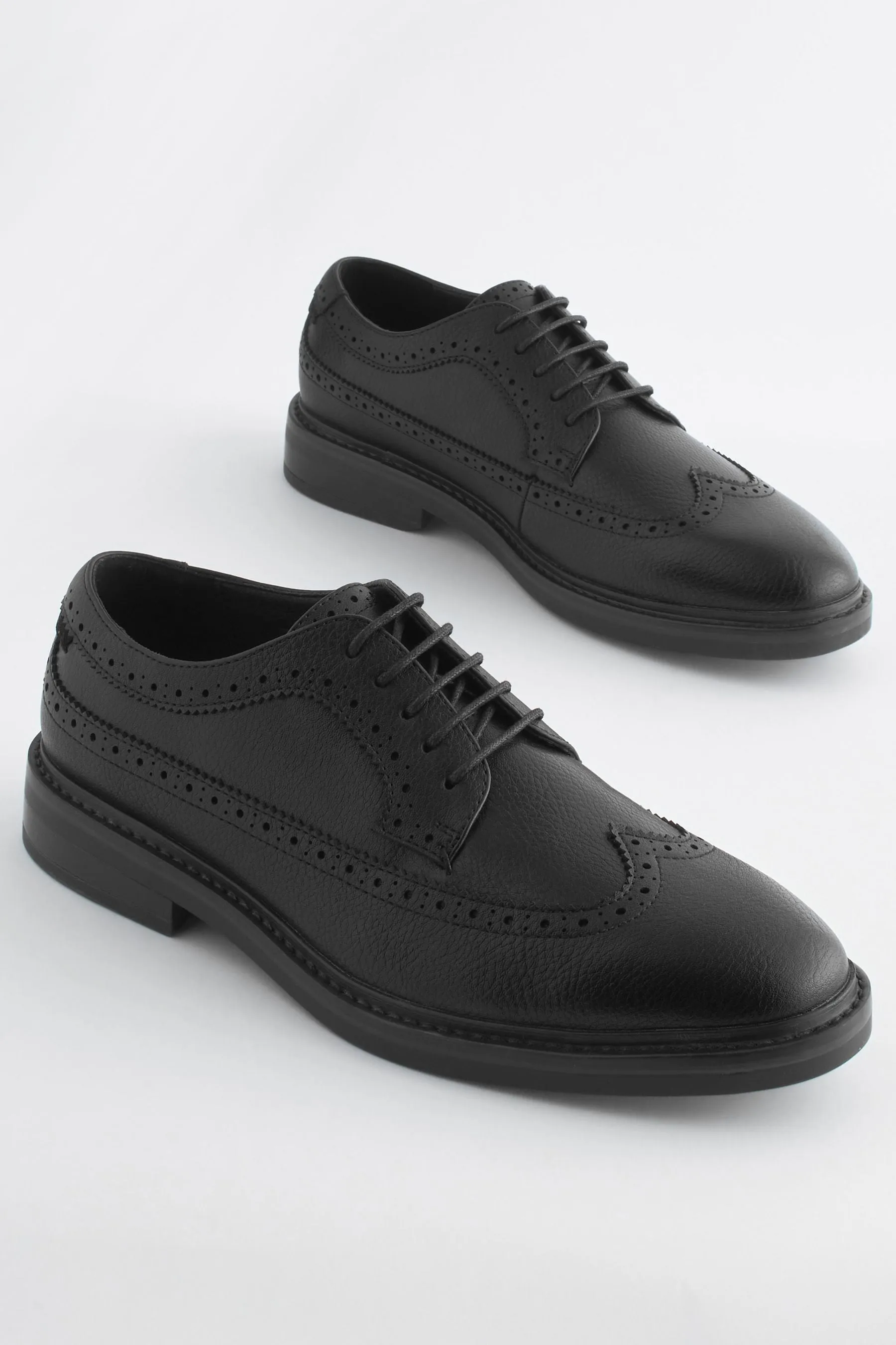 Nero  - Scarpe brogue con ali di Scarpe