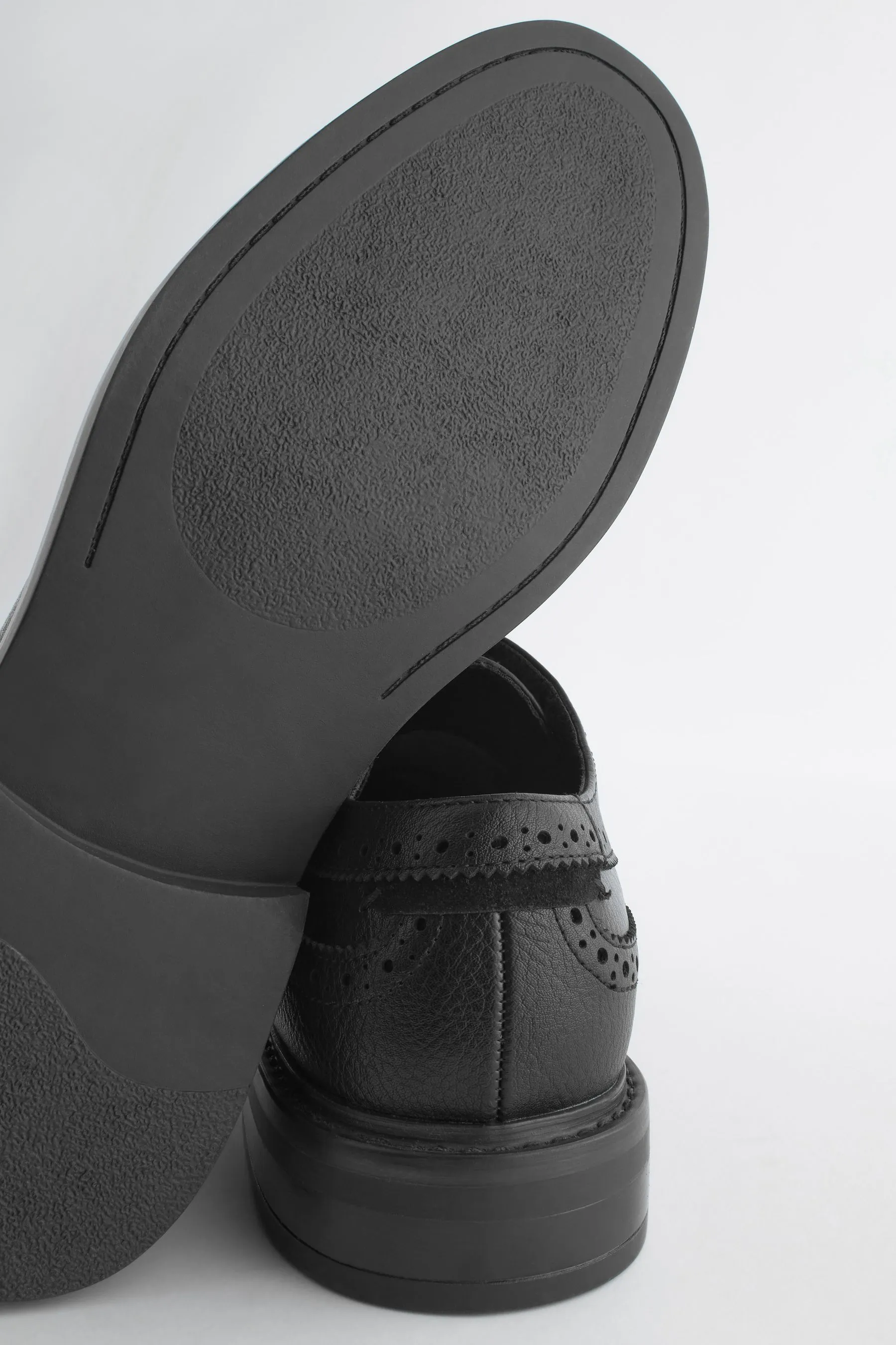 Nero  - Scarpe brogue con ali di Scarpe