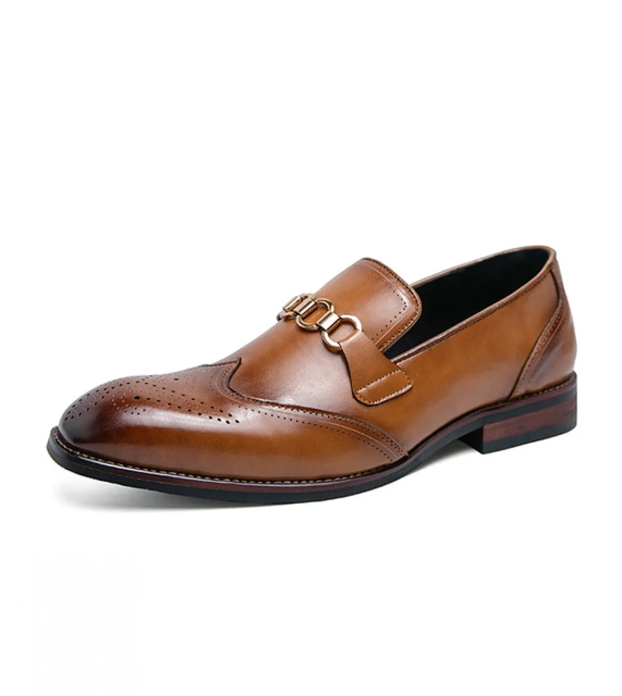 Nuovi uomini di arrivo Scarpe oxford Scarpe da cerimonia stile vintage Scarpe brogue maschili in pelle verniciata Abito da lavor
