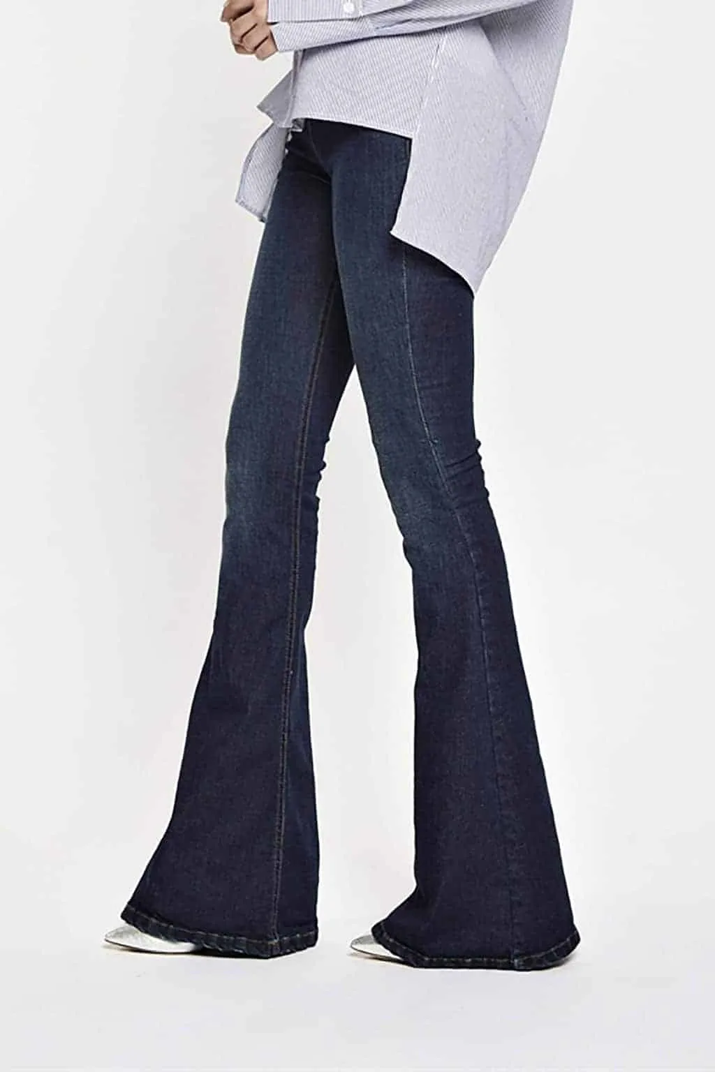 Pantalone jeans svasato