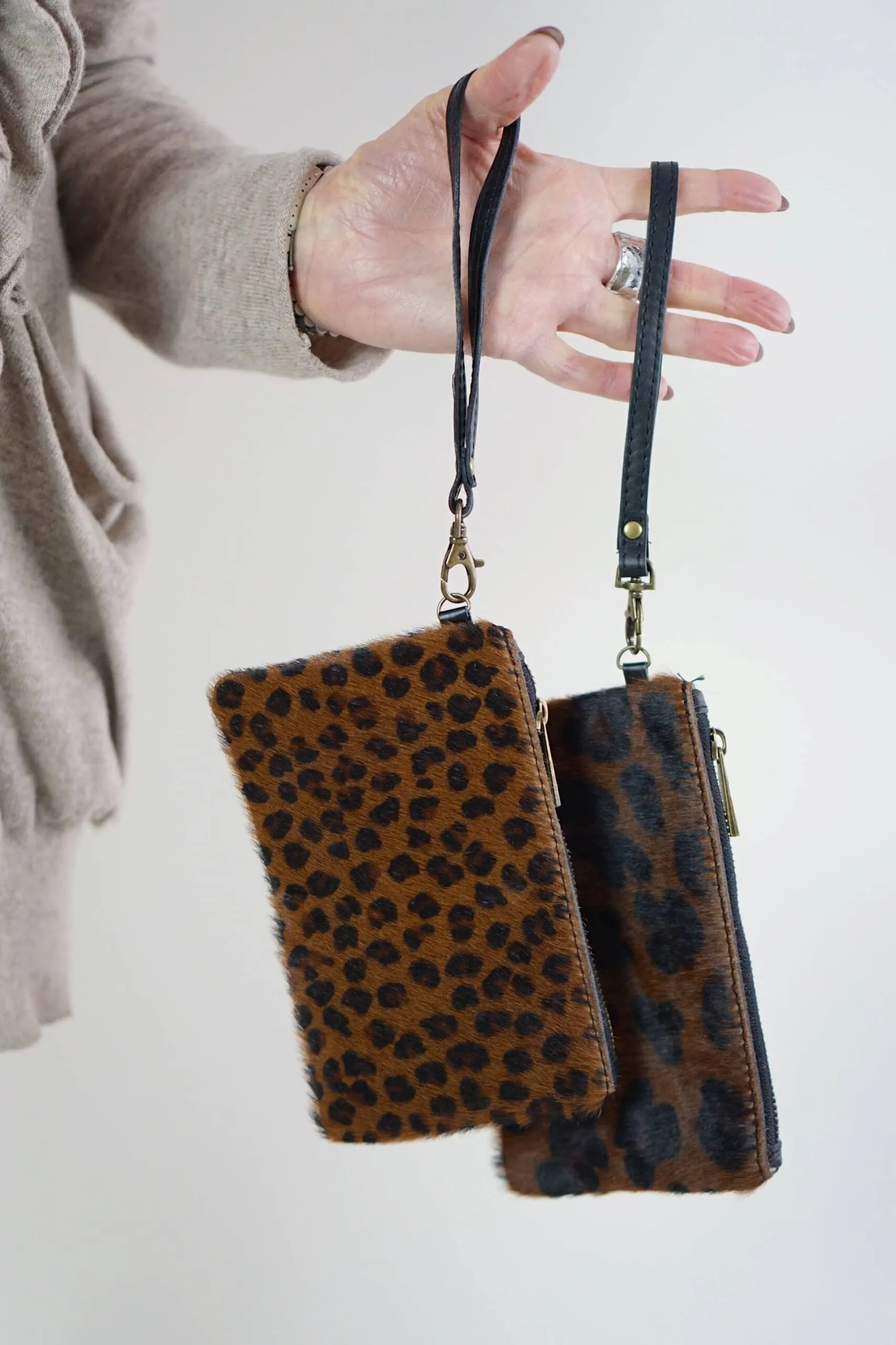 Pochette animalier in vera pelle