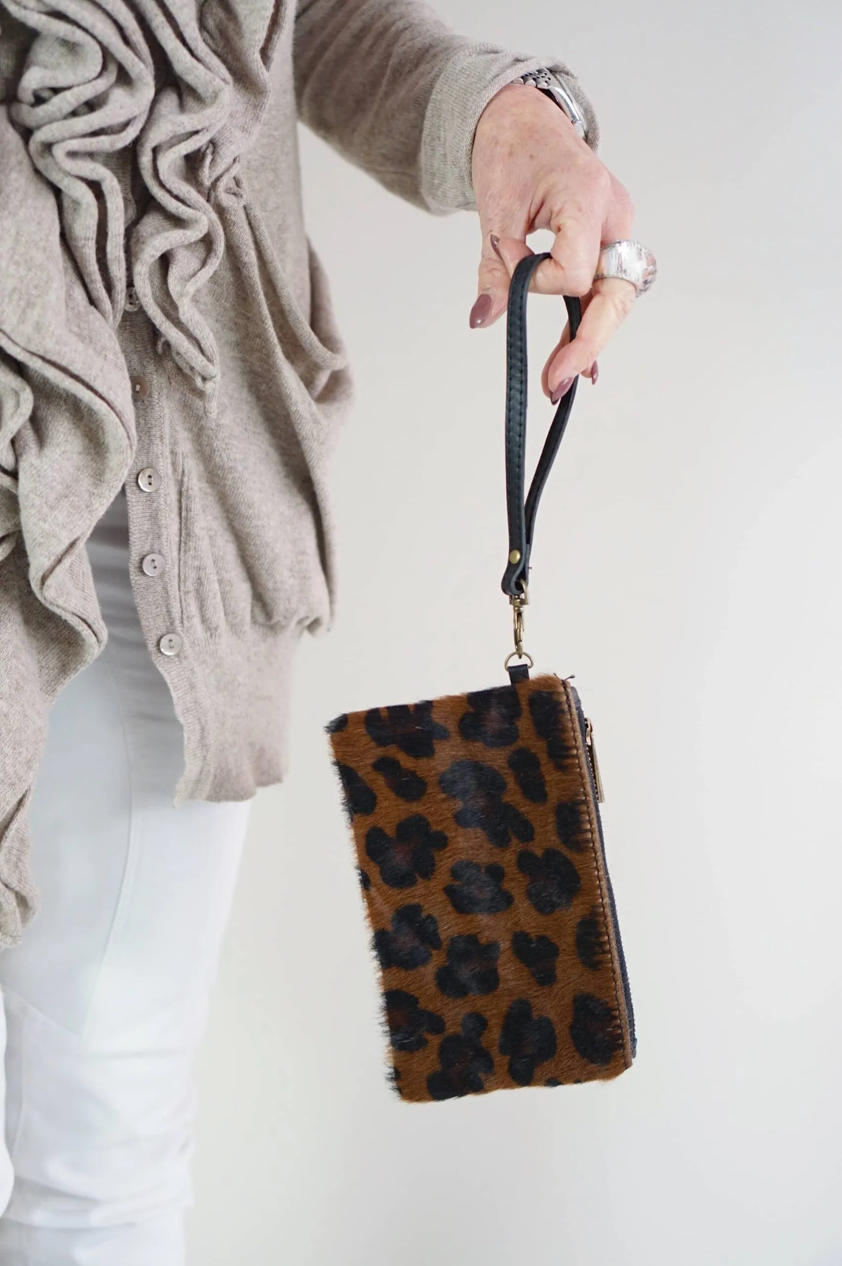 Pochette animalier in vera pelle