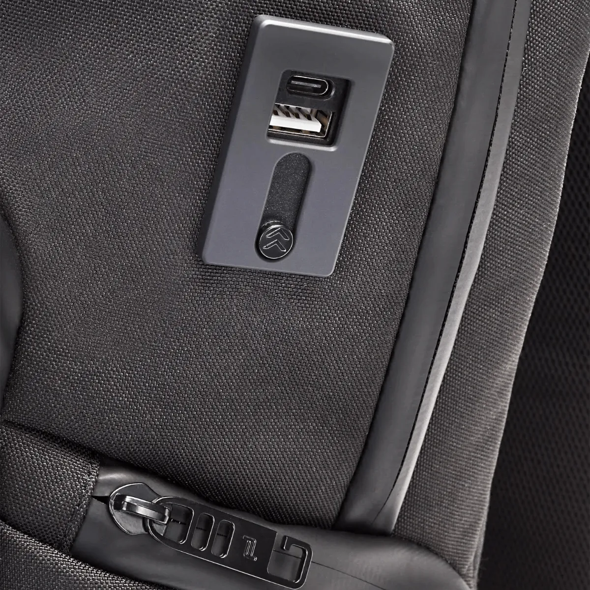 PORSCHE DESIGN ZAINO OCL01611 001 NERO  