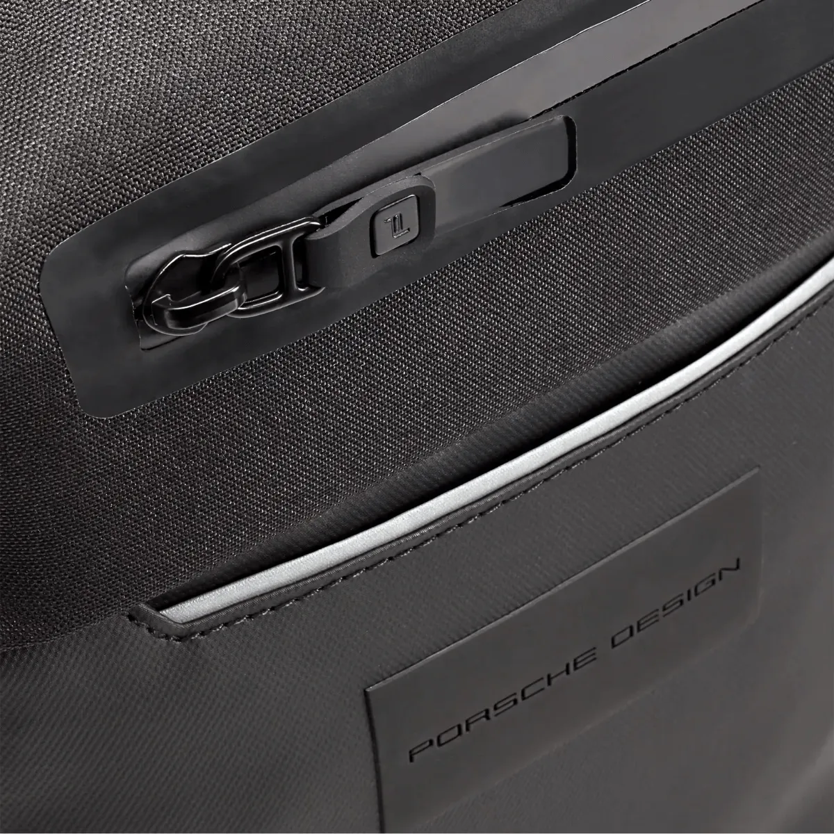 PORSCHE DESIGN ZAINO OCL01611 001 NERO  
