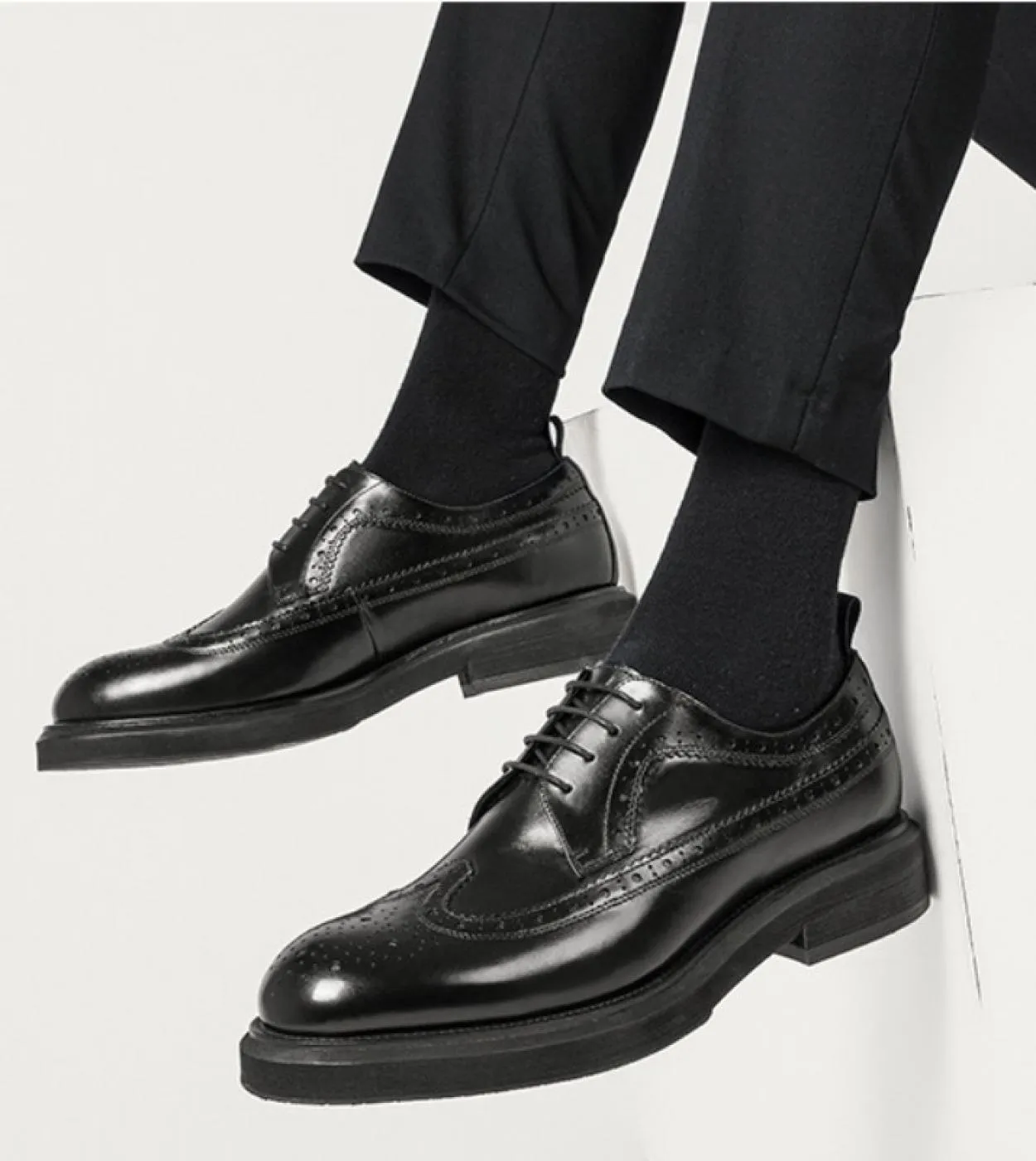 Scarpe da uomo Scarpe brogue di marca di lusso Scarpe brogue nere italiane Uomo Uomo Casual in pelle
