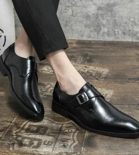 Scarpe eleganti in pelle Scarpe da uomo daffari Oxford Moda intagliata Inghilterra Fibbia formale Mengke Scarpe da ufficio a pu
