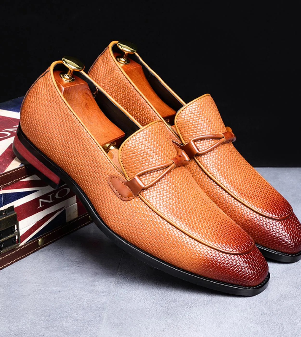 Scarpe formali Uomo Pelle Primavera Autunno Oxford Mocassini Appartamenti traspiranti Uomo Sapatos Masculino Scarpe comode Zapat