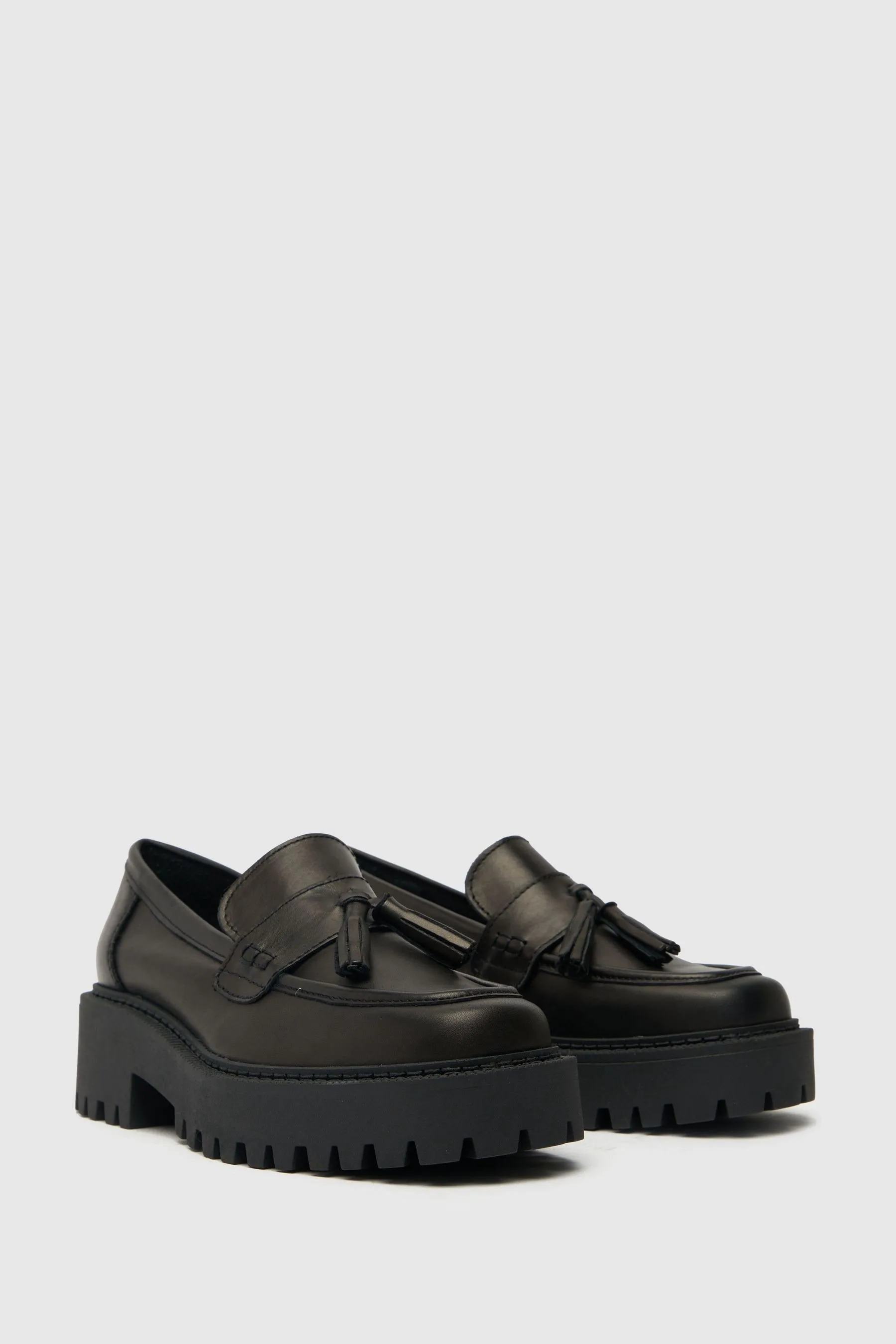 Schuh Laura - Nero in pelle con nappine - Mocassini