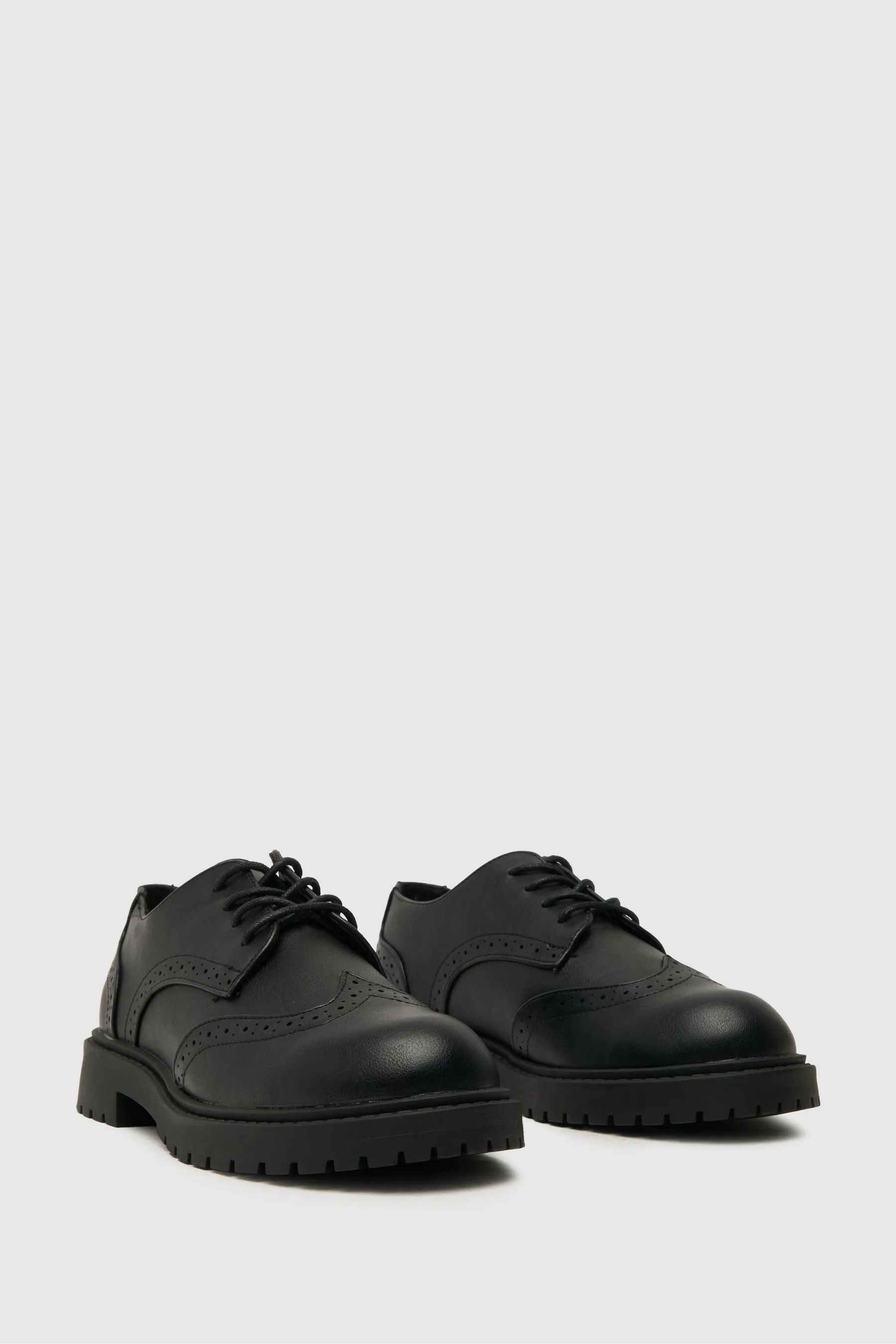 Schuh - Lotus - Nero Pizzo stile brogue - Scarpe