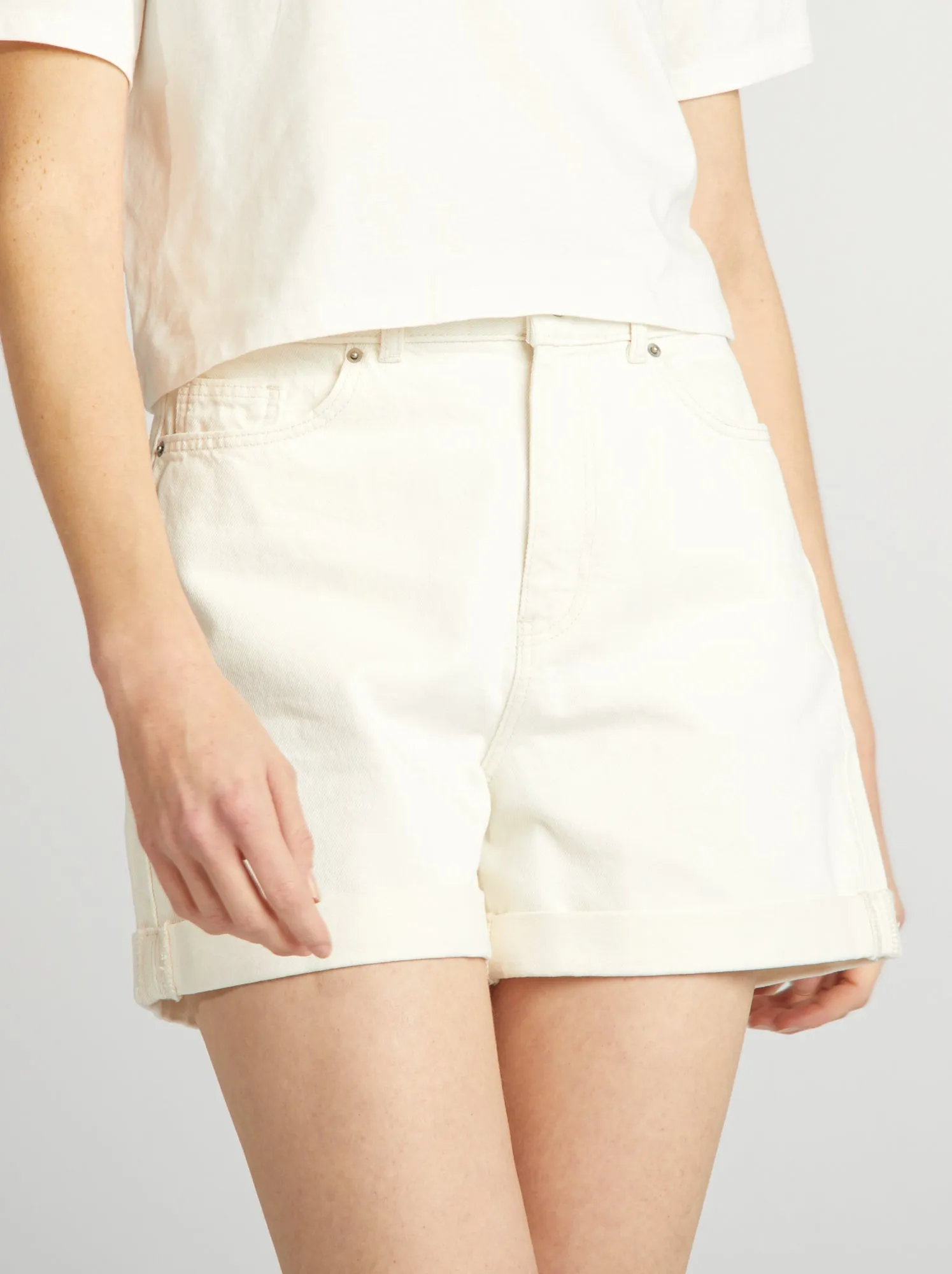 Shorts in denim vita alta - BIANCO