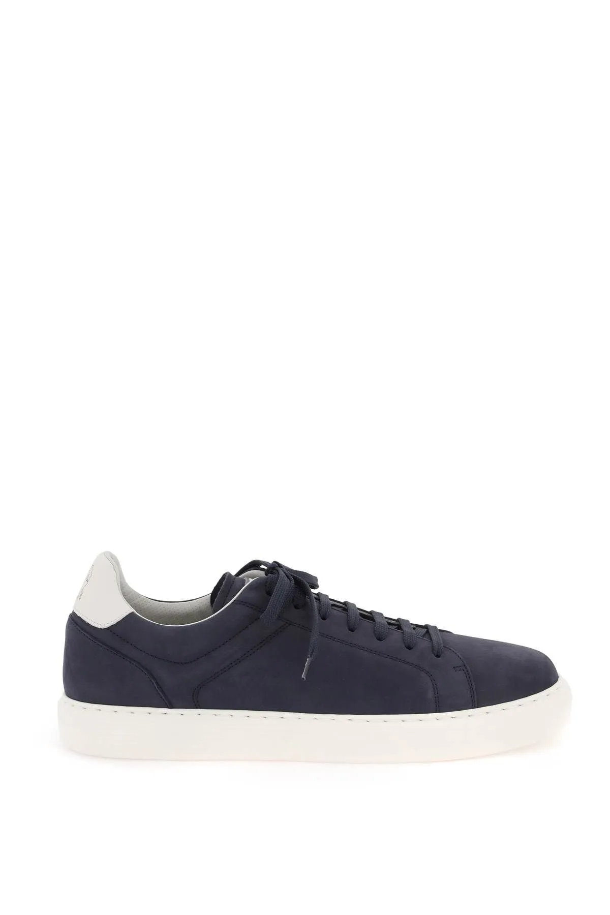 Sneakers in nabuk
