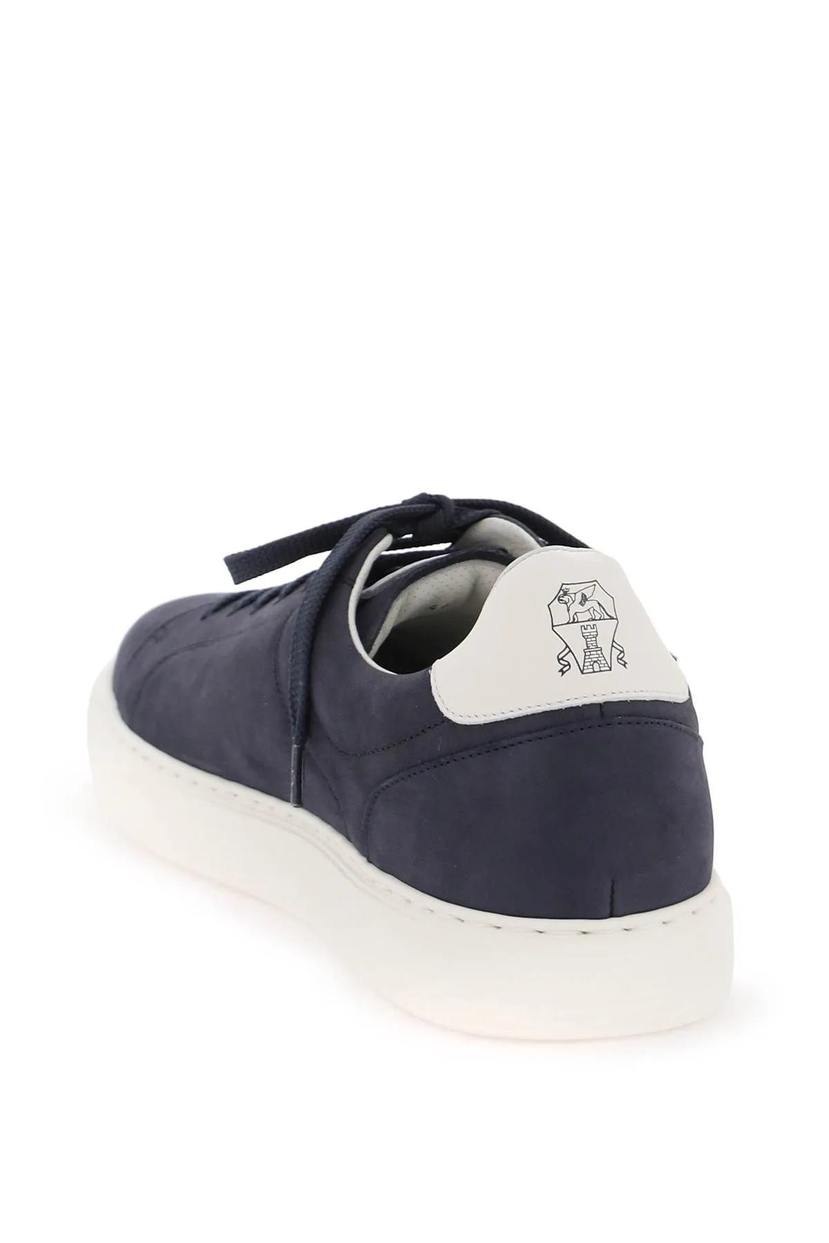 Sneakers in nabuk