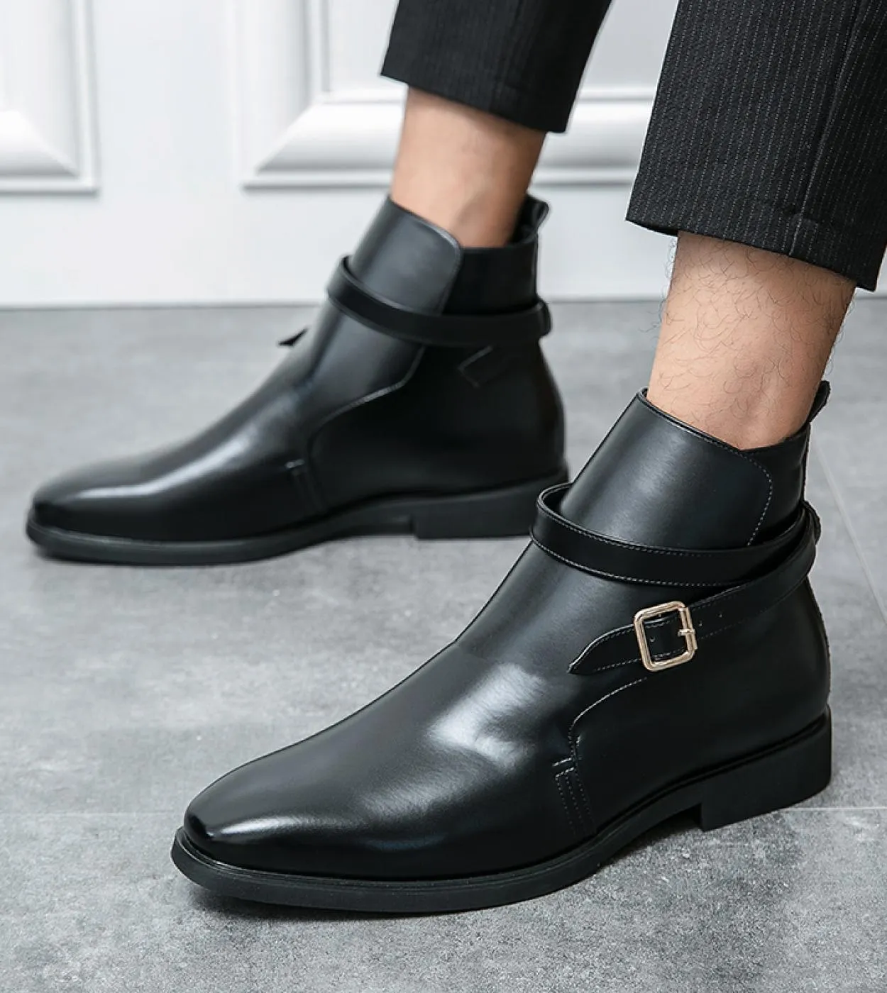 Stivaletti Chelsea a punta moda Stivaletti in pelle morbida da uomo Stivali da uomo eleganti di lusso stile britannico Moto clas