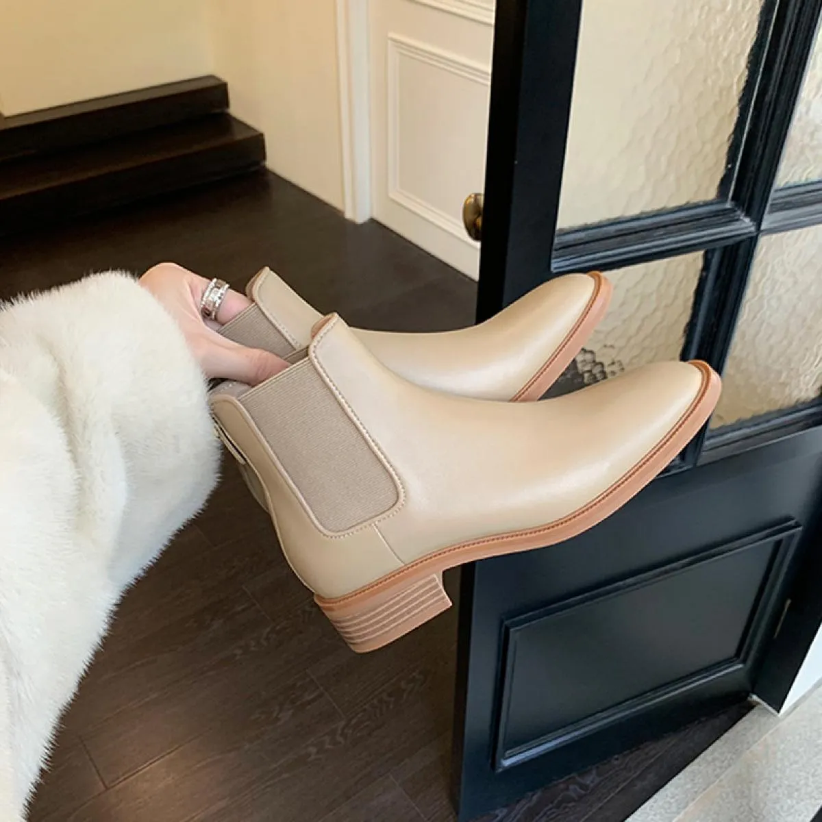 Stivaletti Chelsea alla moda da donna scarpe a punta in pelle originali abito da banchetto per feste stivaletti da donna dolci b