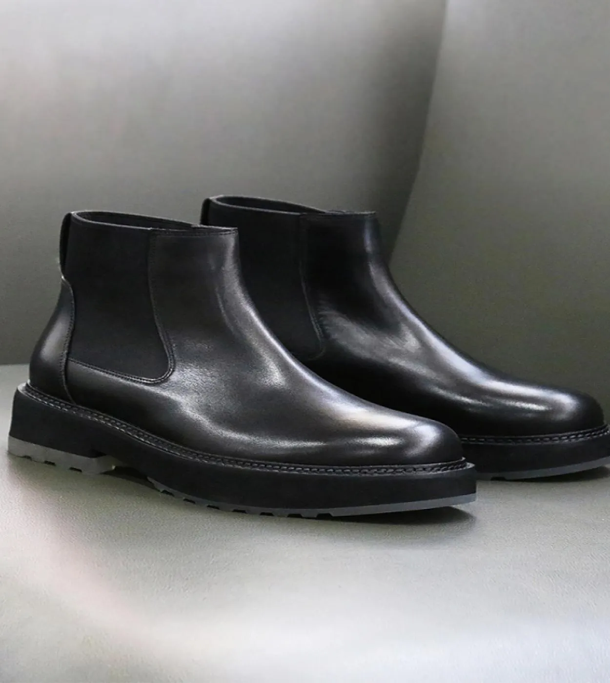Stivaletti Chelsea da uomo con altezza crescente di 4,5 cm Stivali casual da uomo in vera pelle con suola spessa Stivaletti alti