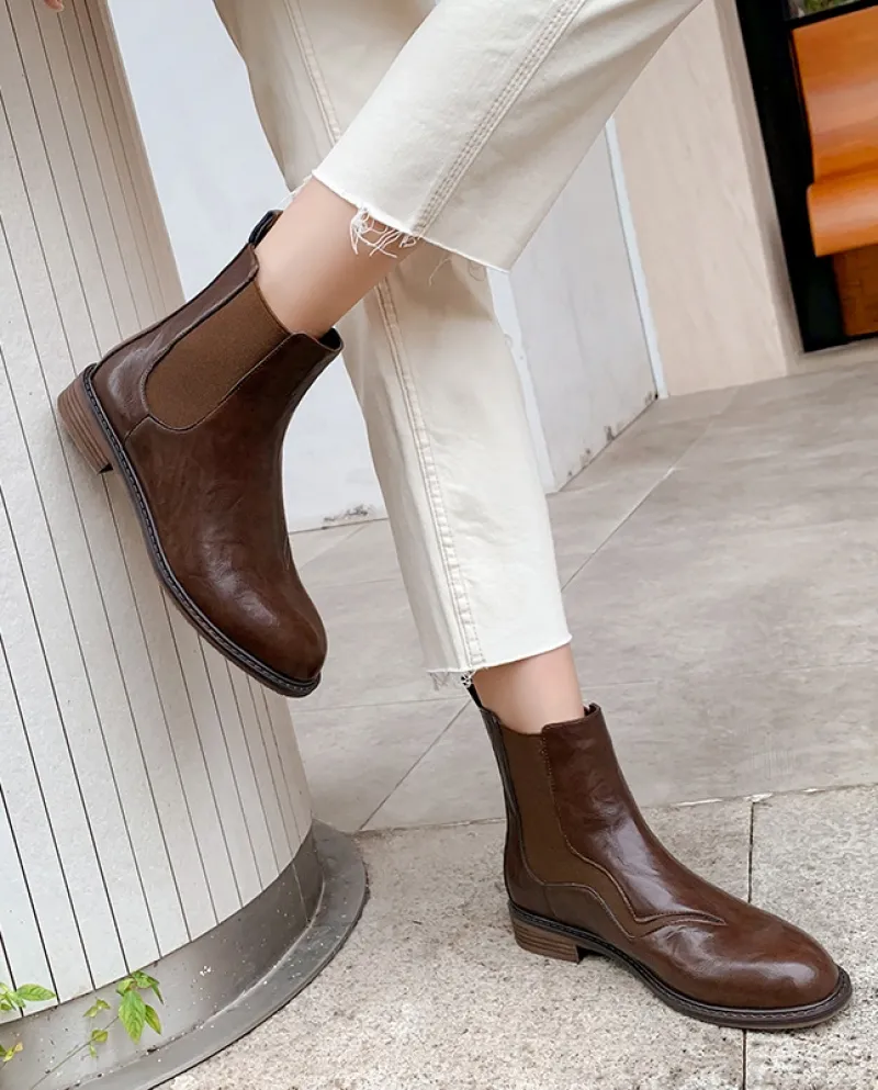 Stivaletti Chelsea dal design alla moda per donna Stivaletti singoli in pelle bovina lavata retrò con punta tonda e tacco spesso
