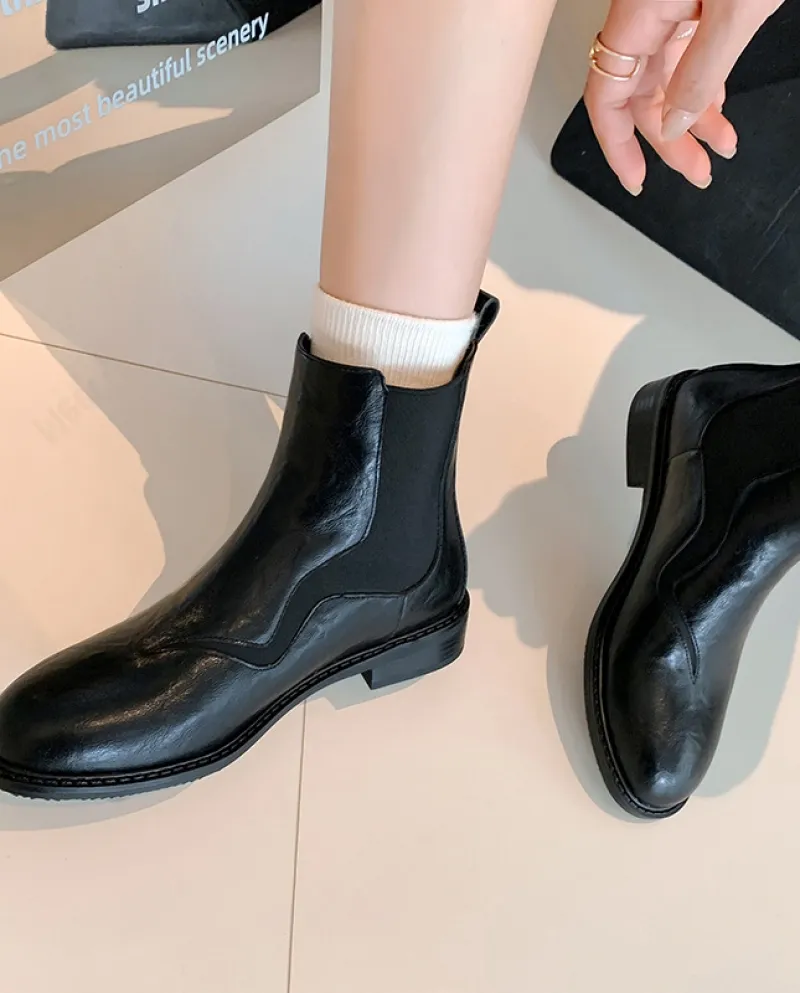 Stivaletti Chelsea dal design alla moda per donna Stivaletti singoli in pelle bovina lavata retrò con punta tonda e tacco spesso