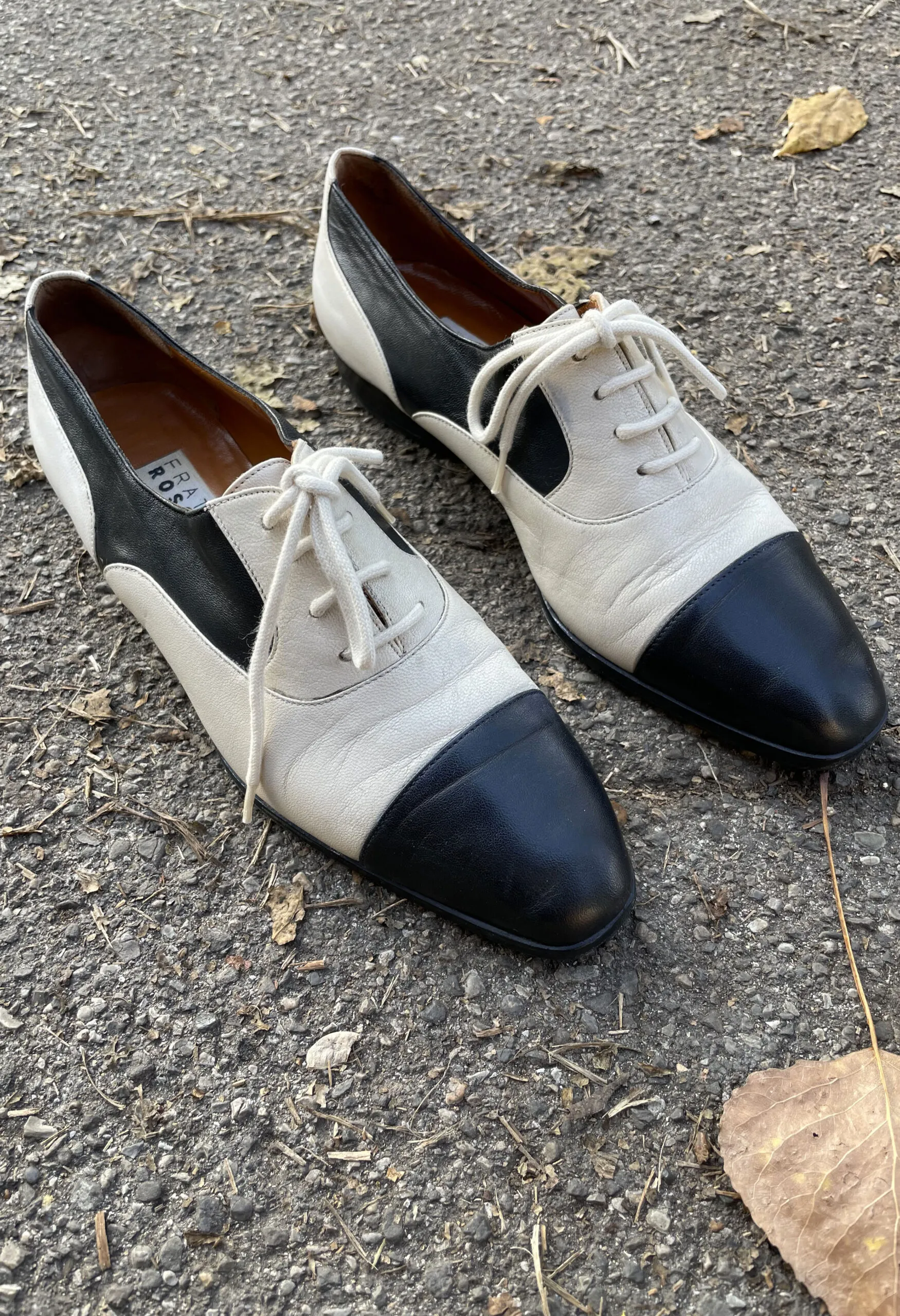 Stringate Fratelli Rossetti in pelle bianca e nera