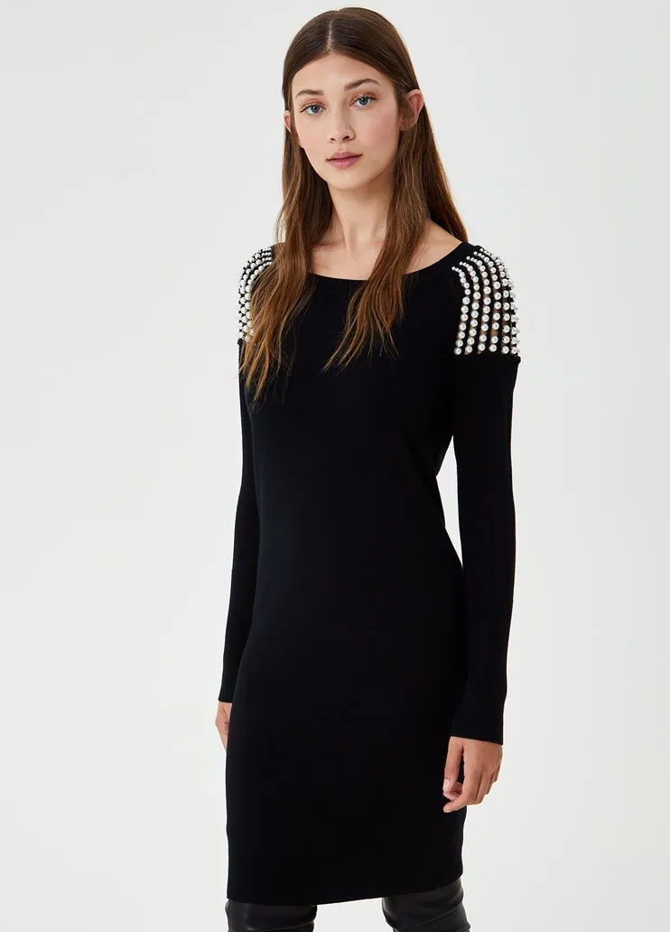 Vestito corto con perle