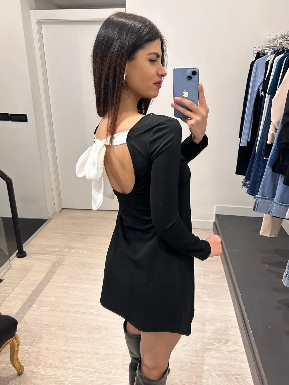 Vestito corto fiocco dietro