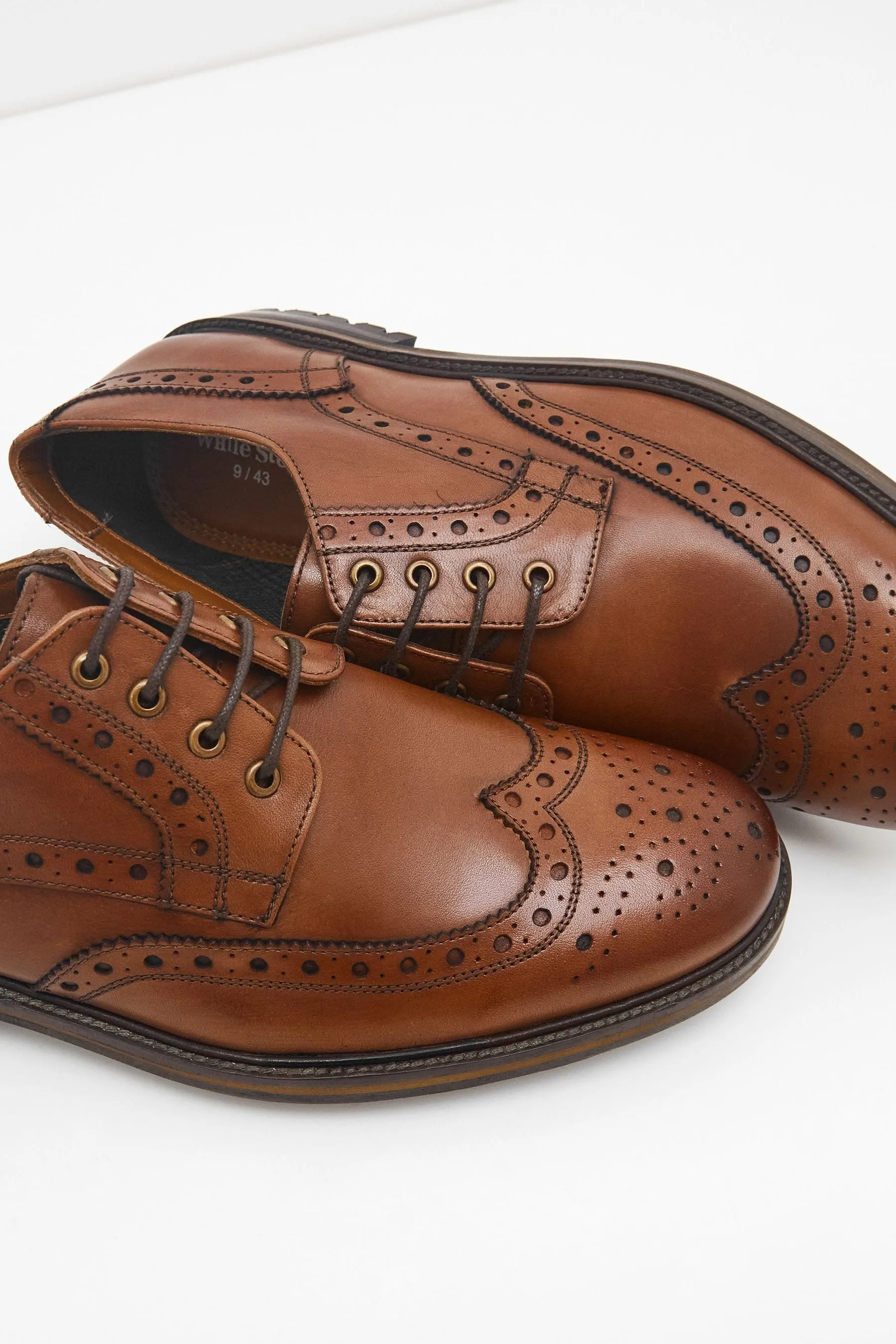 White Stuff - Arlo - Scarpe in pelle brogue